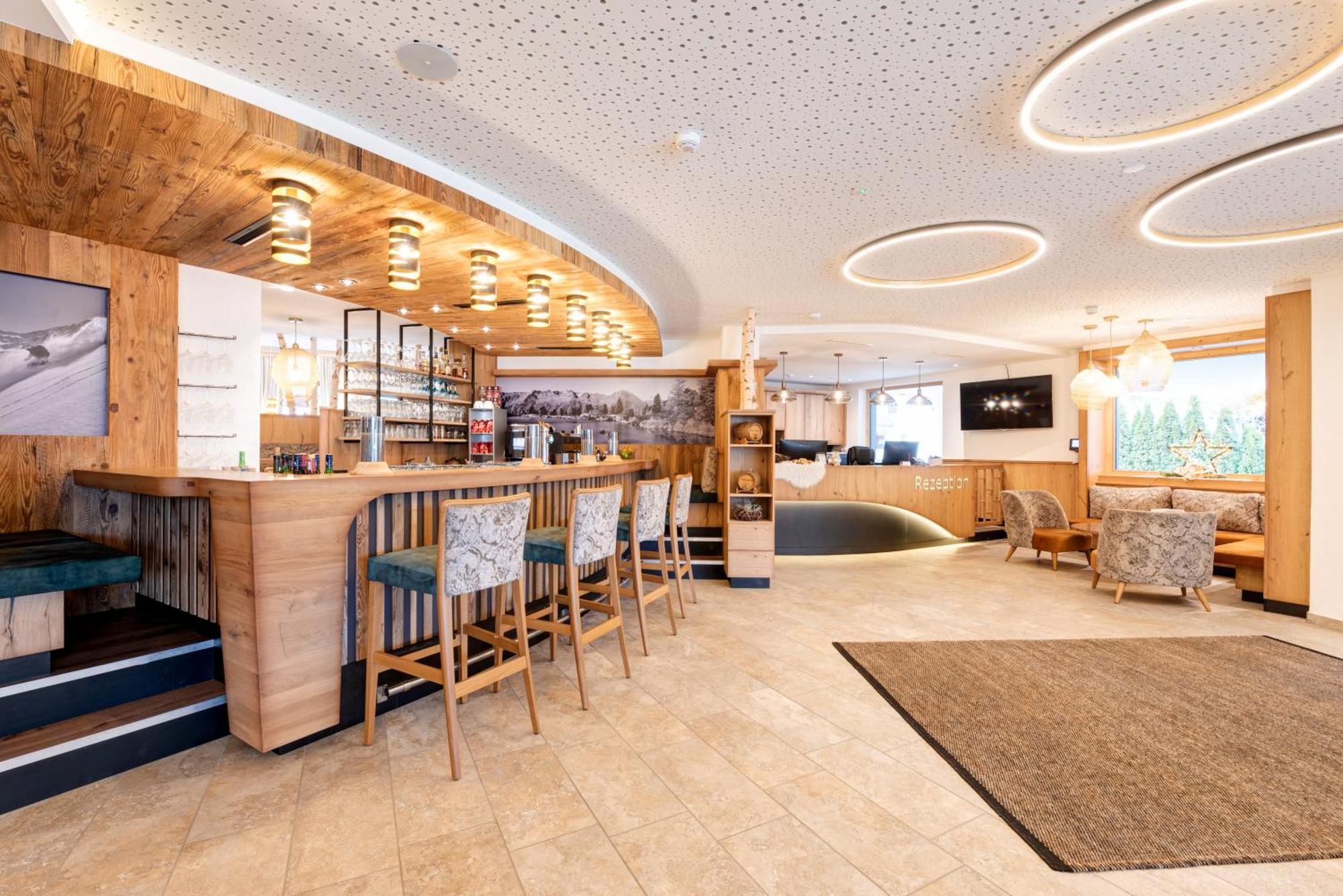 Hotel Alpenkoenigin - Sommer Silvretta Premium Card Inklusive See Bagian luar foto