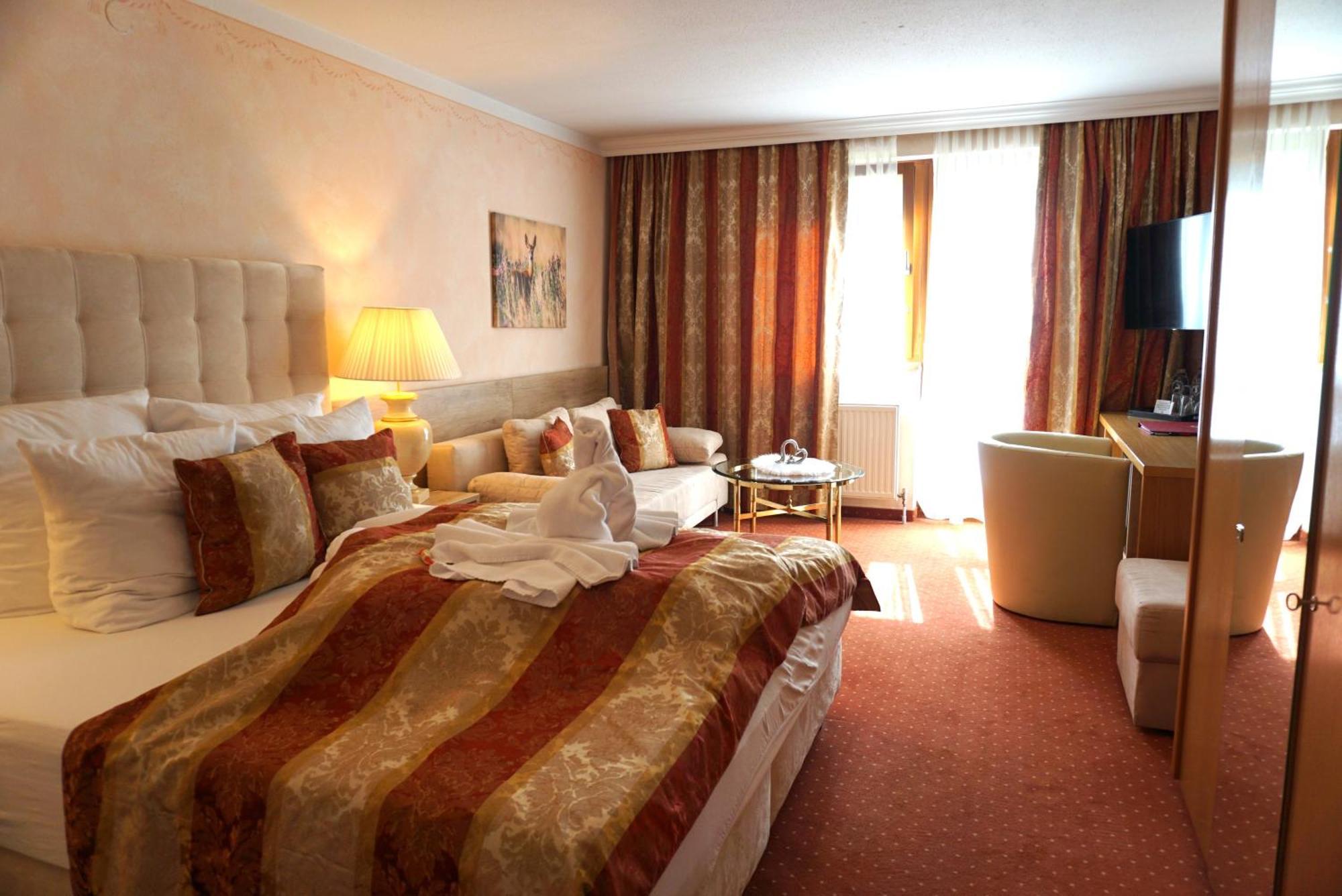 Hotel Alpenkoenigin - Sommer Silvretta Premium Card Inklusive See Bagian luar foto