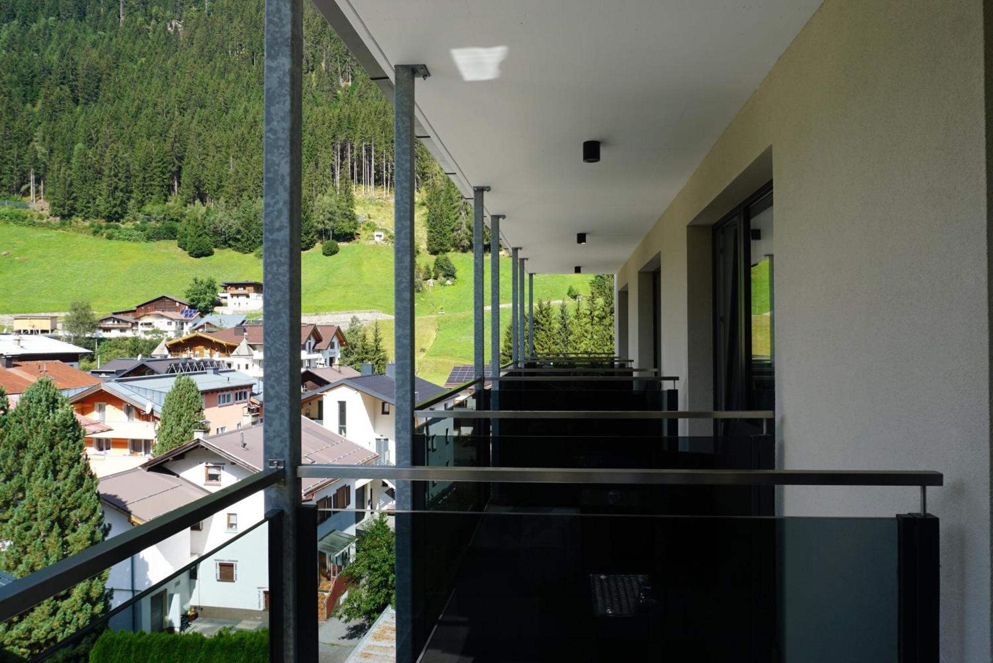 Hotel Alpenkoenigin - Sommer Silvretta Premium Card Inklusive See Bagian luar foto