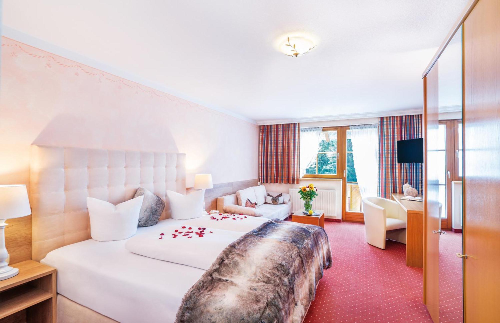 Hotel Alpenkoenigin - Sommer Silvretta Premium Card Inklusive See Bagian luar foto